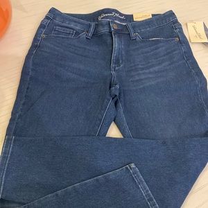 Universal thread jeans size 12/31 NWT